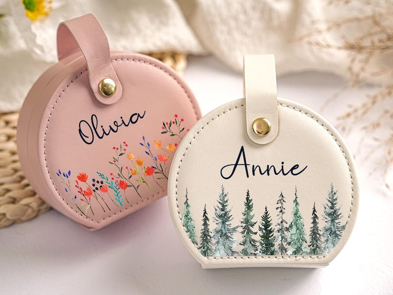 Coffret à bijoux personnalisé, coffret à bijoux avec fleur de naissance, cadeaux de mariage pour demoiselle d'honneur, coffret à bijoux de voyage avec nom, coffret à bijoux, cadeau d'anniversaire pour femme