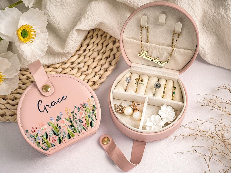 Coffret à bijoux personnalisé, coffret à bijoux avec fleur de naissance, cadeaux de mariage pour demoiselle d'honneur, coffret à bijoux de voyage avec nom, coffret à bijoux, cadeau d'anniversaire pour femme