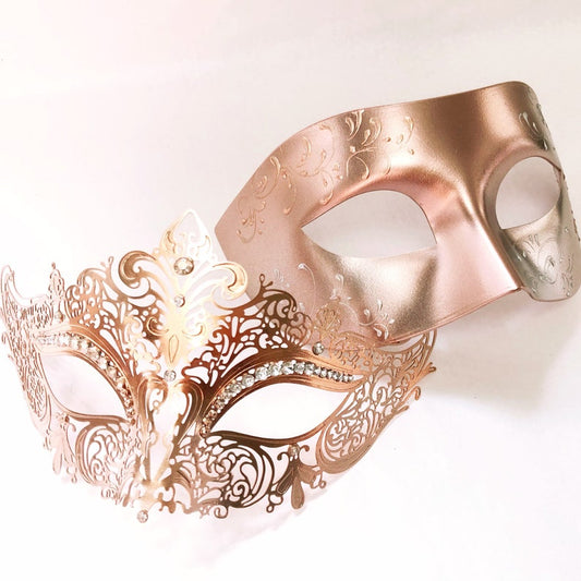 Masque de mascarade en or rose Masques de couple Masque pour homme en or rose Masque pour femme en or rose Masques en métal filigrané Masque vénitien Masques de fête de bal masqué